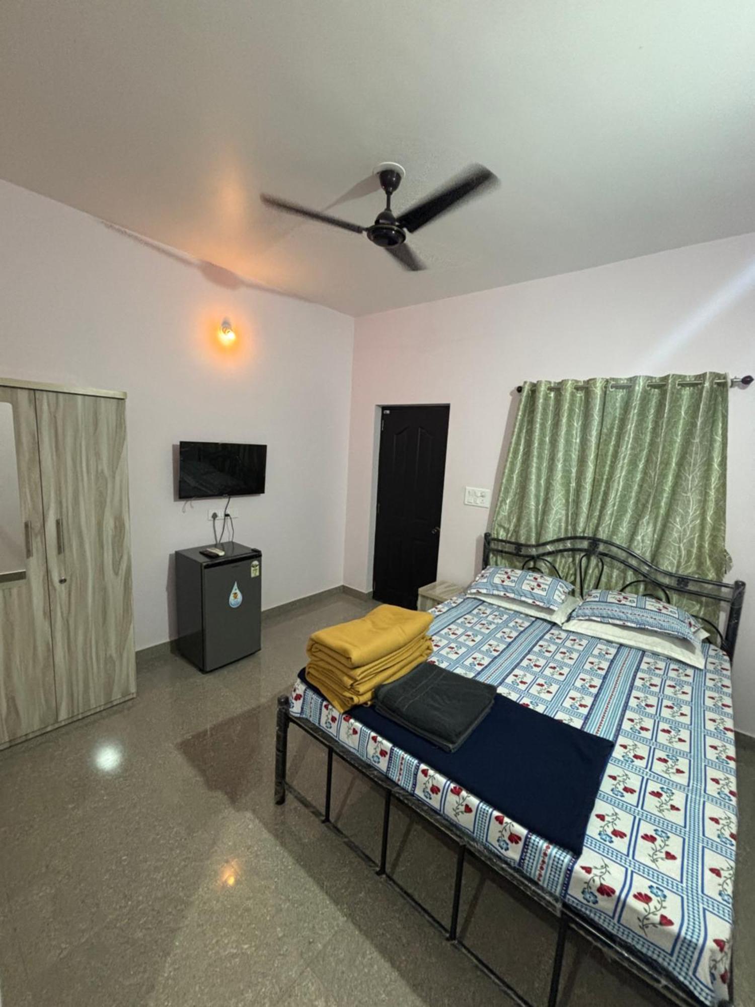 Tamasha Goa Vagator Hostel Kültér fotó
